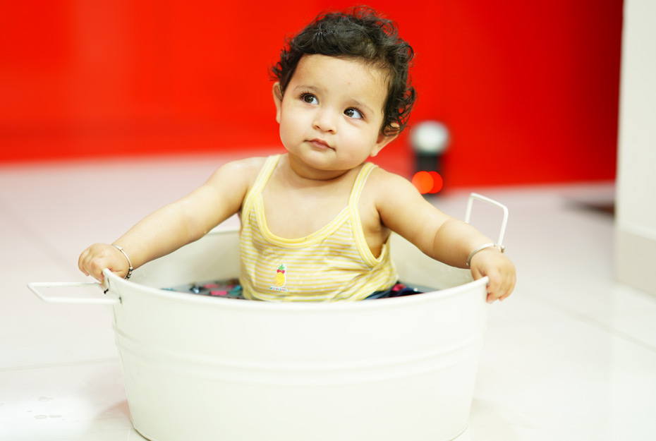 Bath Tub Cream - New born photo shoot props